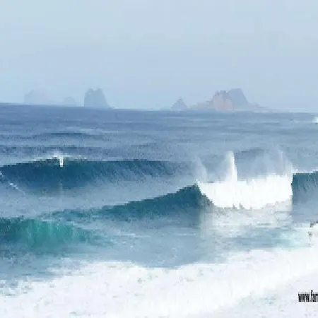 Sleeps 4 Wifi Famara