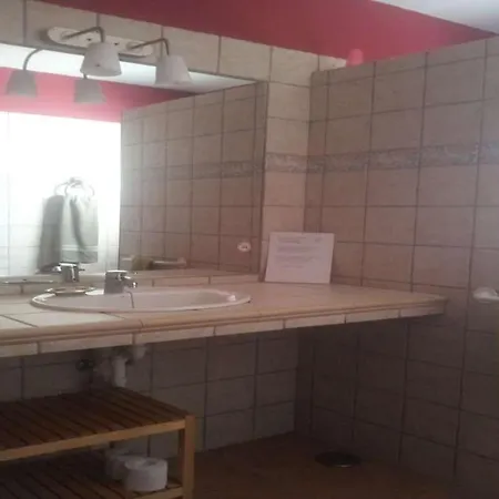 Sleeps 4 Wifi * Famara