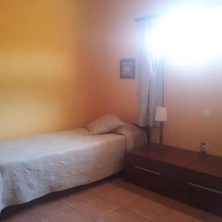 Sleeps 4 Wifi Famara
